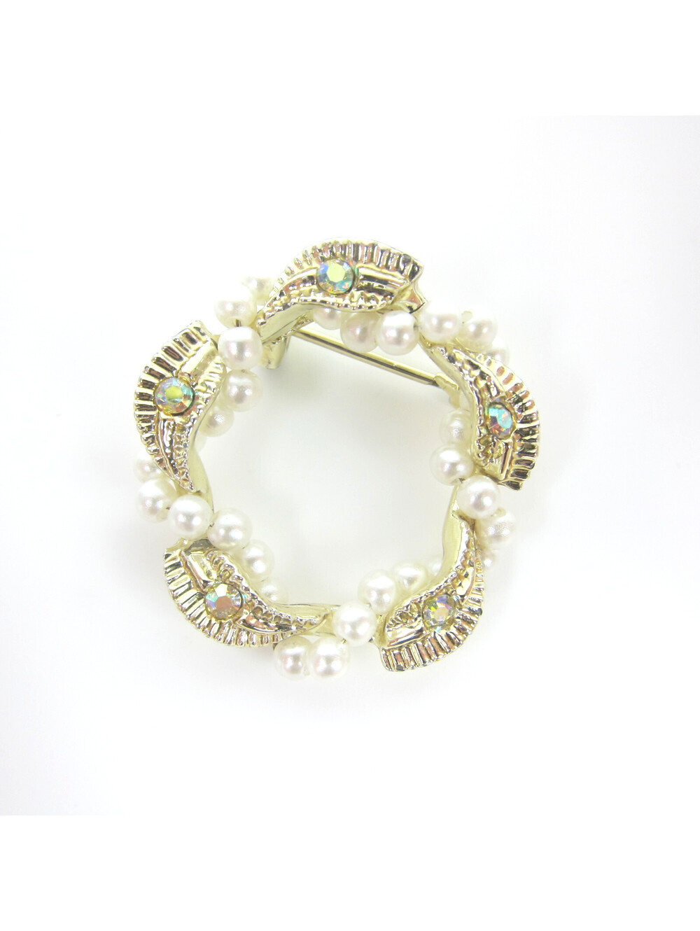 Vintage Pin Brooch Gold Tone Wreath Rhinestones String of Faux Pearls  1.25"